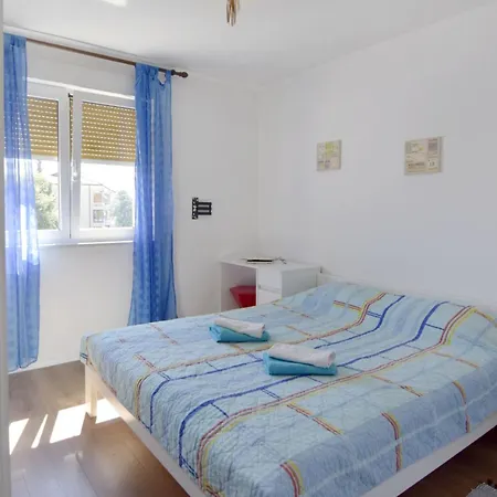 Martina B4 By Interhome