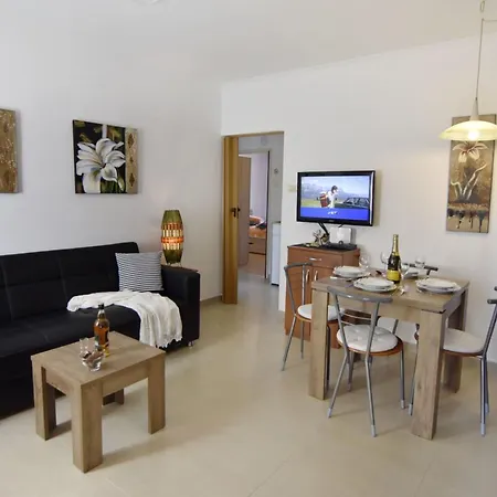 Martina B4 By Interhome Appartement